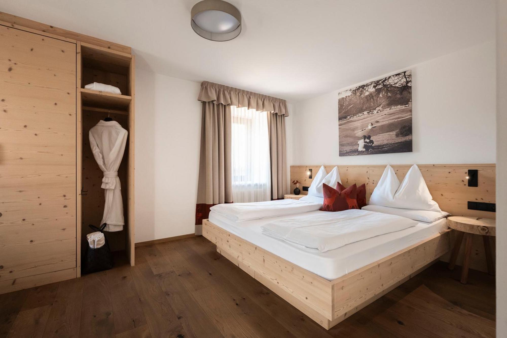 Boutique Hotel Eggele San Candido Esterno foto