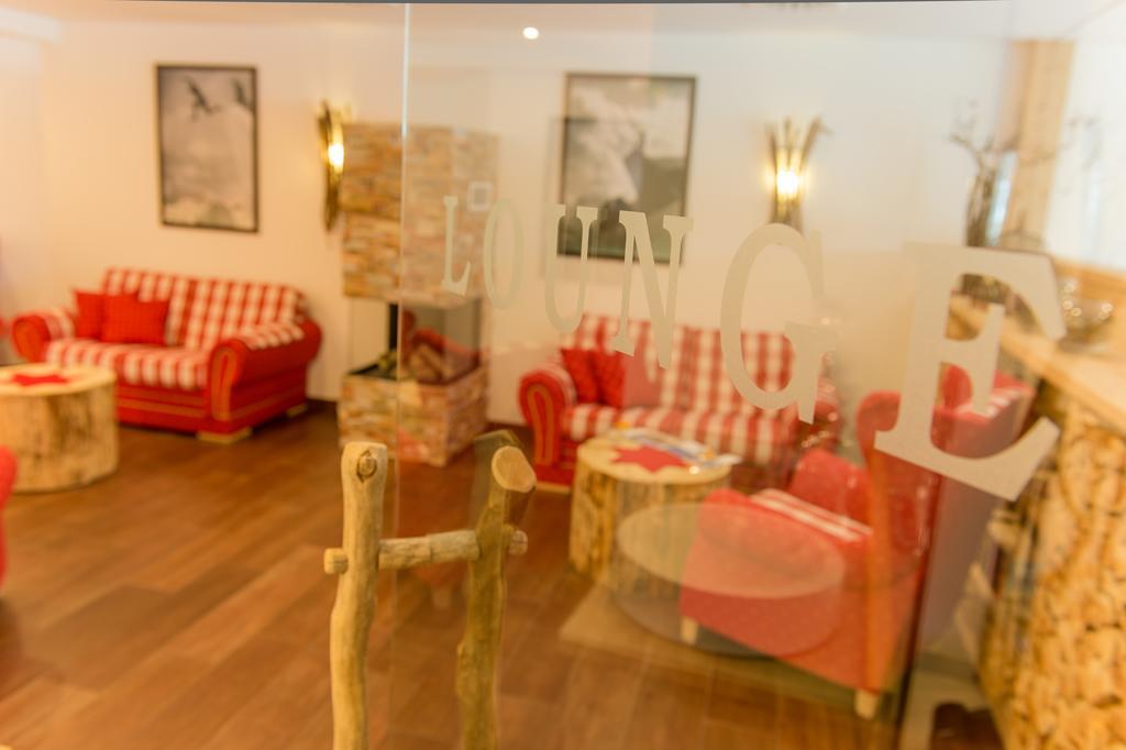 Boutique Hotel Eggele San Candido Esterno foto