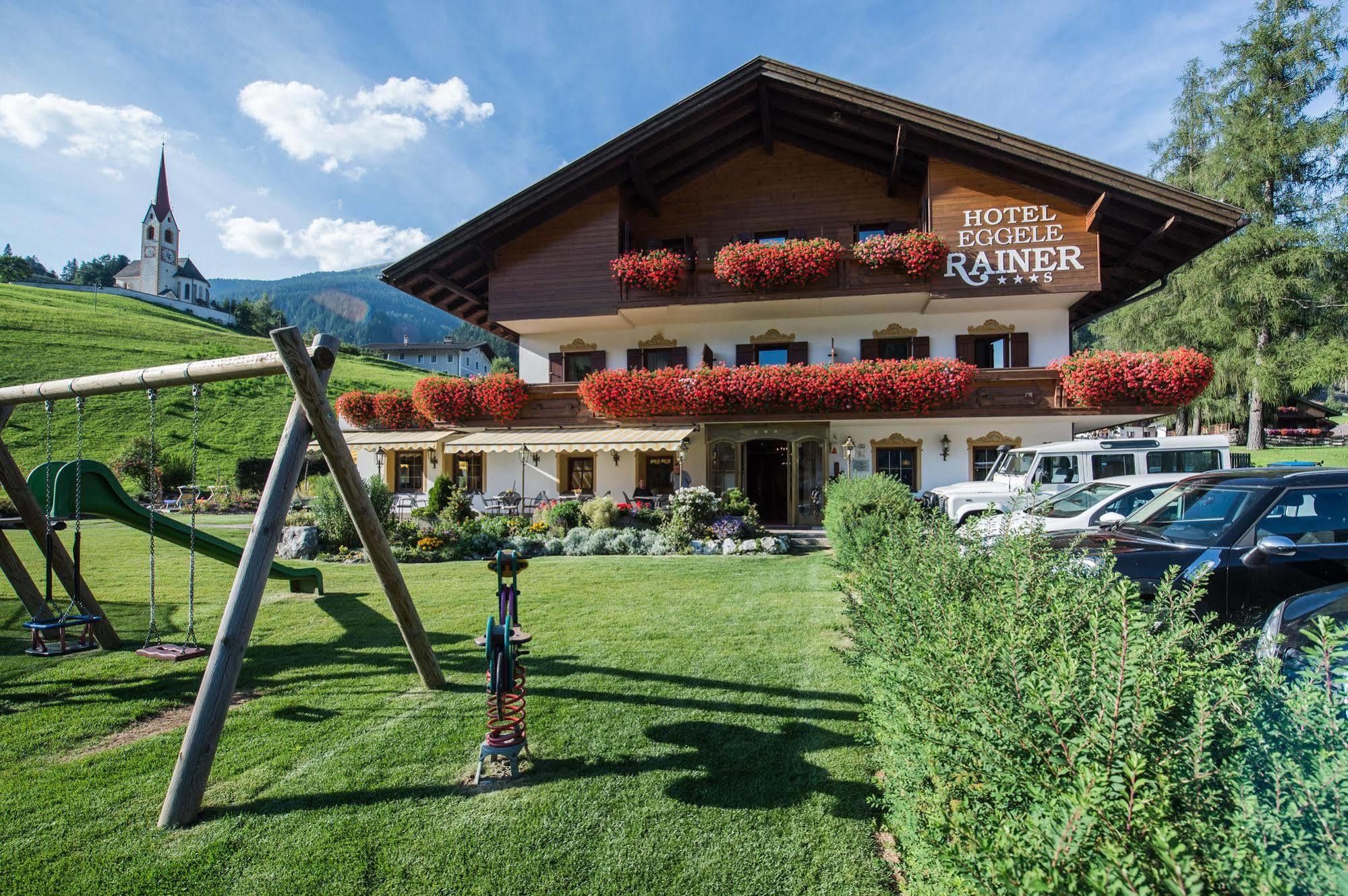 Boutique Hotel Eggele San Candido Esterno foto