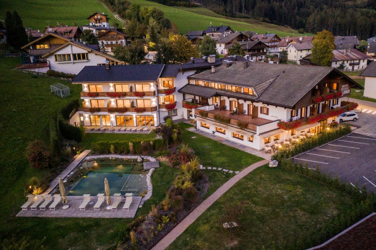 Boutique Hotel Eggele San Candido Esterno foto